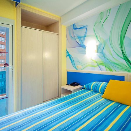 Hotel Servigroup Rialto Benidorm Szoba fotó