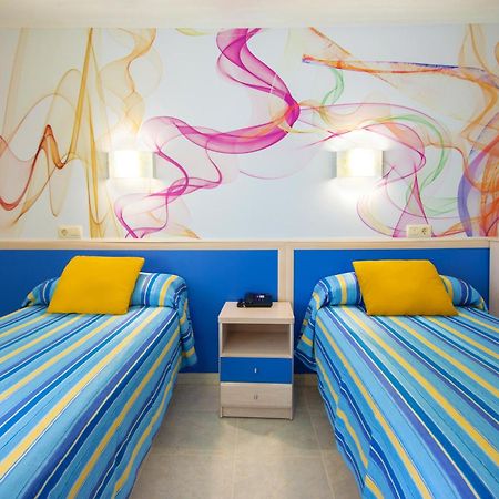 Hotel Servigroup Rialto Benidorm Szoba fotó