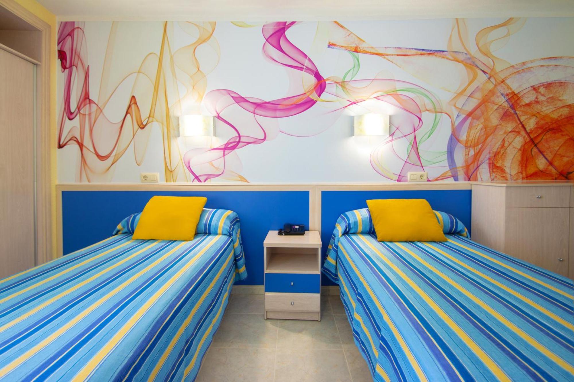 Hotel Servigroup Rialto Benidorm Szoba fotó