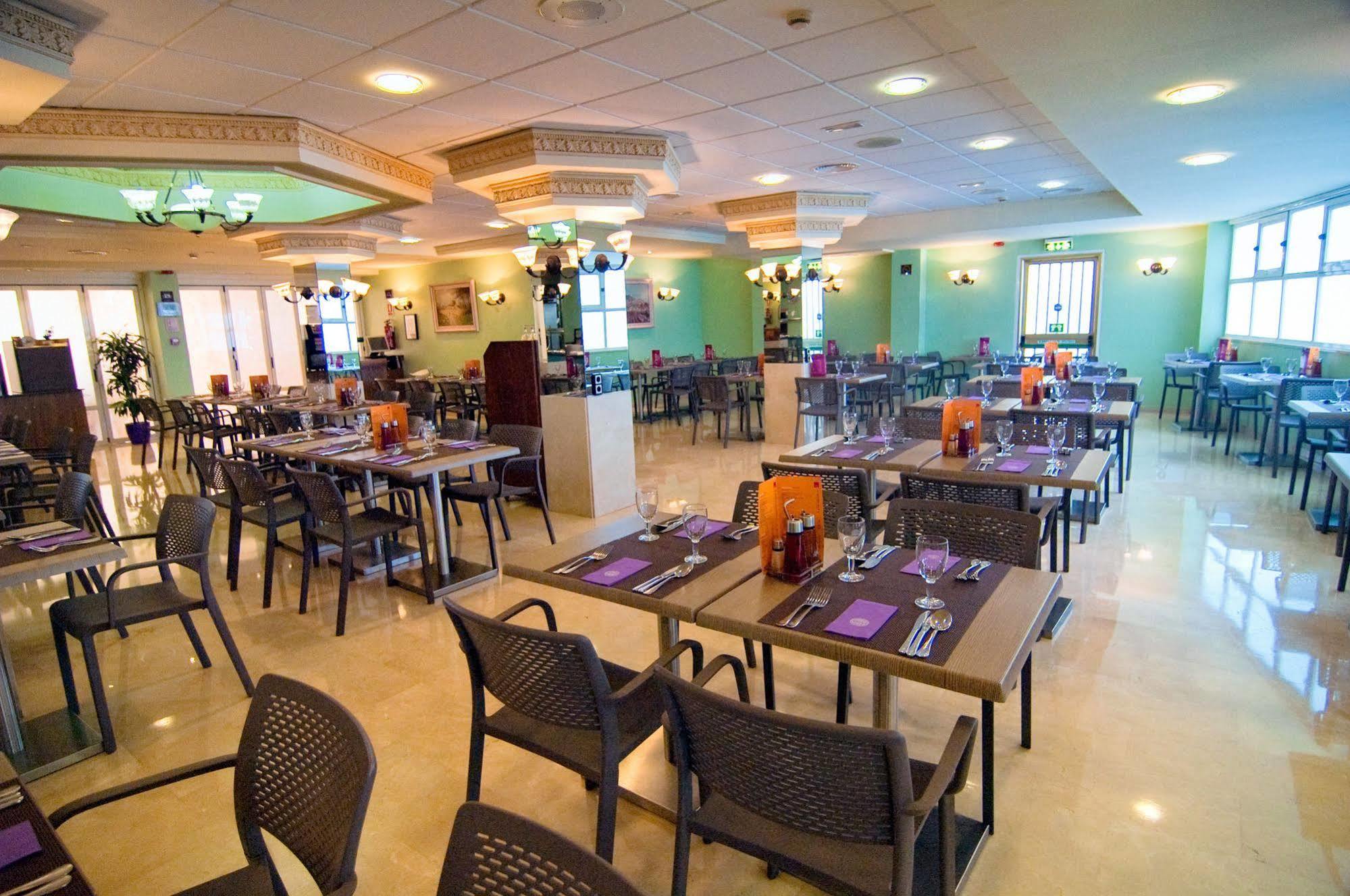 Hotel Servigroup Rialto Benidorm Kültér fotó
