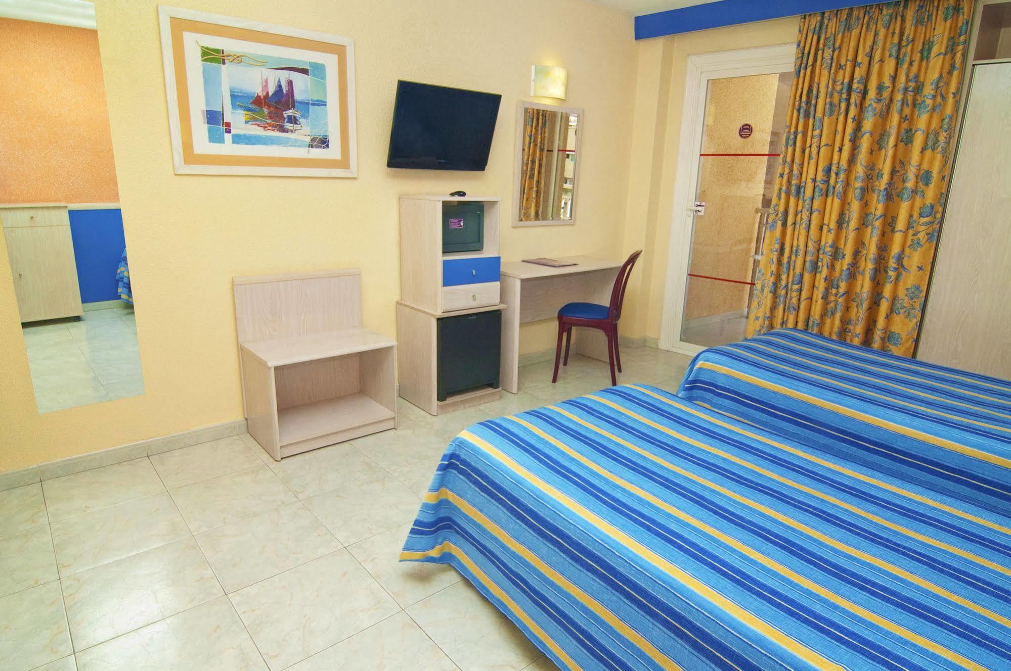 Hotel Servigroup Rialto Benidorm Kültér fotó